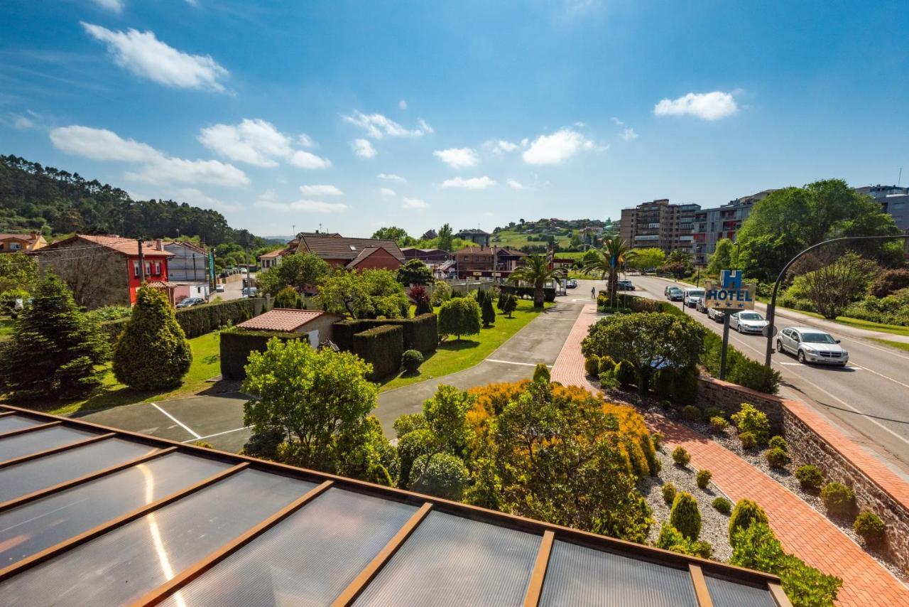 Hotel Castillo De Gauzon Салинас Екстериор снимка